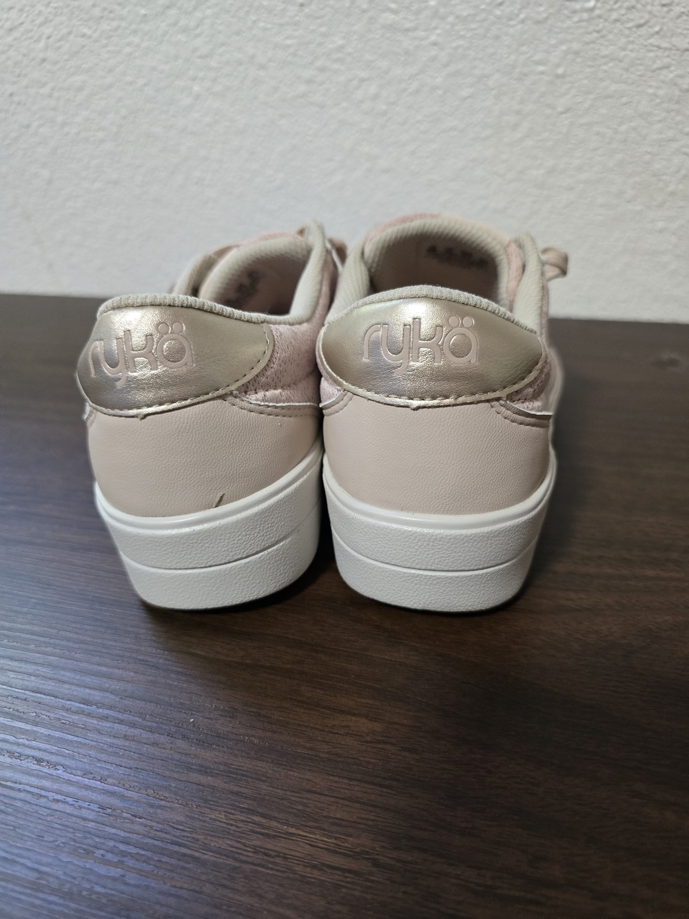 Ryka Viv Classic Light Pink Nude Casual Shoes Women’s Size 8 - Picture 7 of 9
